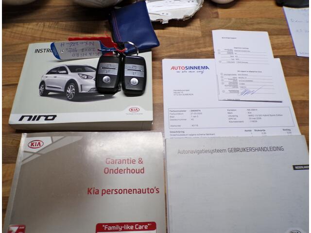 KIA Niro 1.6 GDi Hybrid SportsLine AUTOMAAT APPLE CARPLAY.....