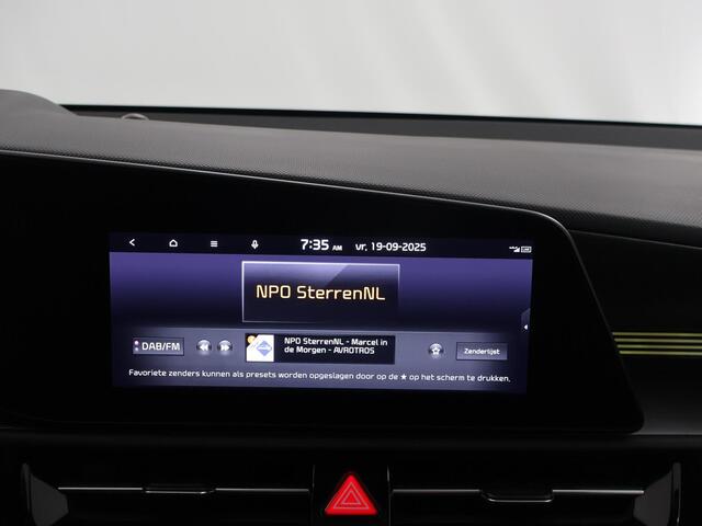 KIA Niro 1.6 GDi Hybrid DynamicPlusLine | Panoramadak | Stoel/Stuurwielverwarming | Head-Up Display | Dodehoek detectie |