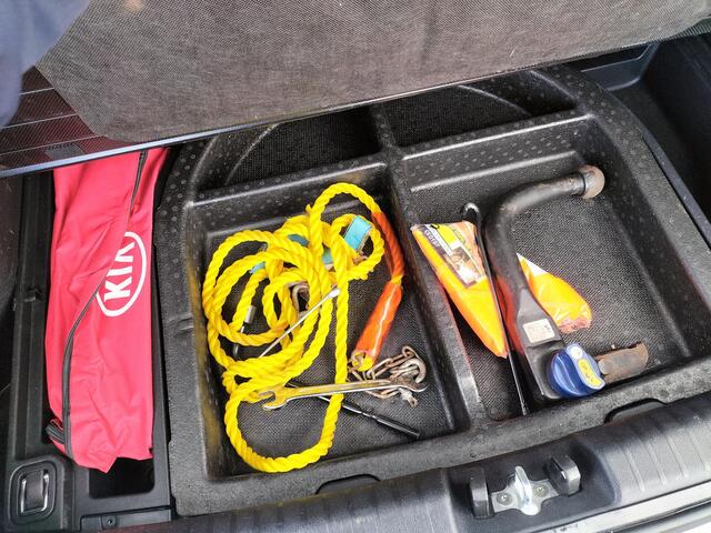 KIA Niro 1.6 GDi Hybrid BusinessLine Camera / Navigatie / Leder / Trekhaak