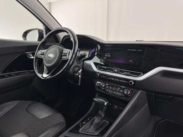 KIA Niro 1.6 GDi Hybrid DynamicLine (INCL-BTW) Aut. *ADAPTIVE-CRUISE | LEATHER-FABRIC | NAVI-FULLMAP | HEATED-COMFORTSEATS | CAMERA | DAB+ | KEYLESS | ECC | DIGI-COCKPIT | SHIFT-PADDLES | LANE-ASSIST | PDC | TOWBAR | 16''ALU*