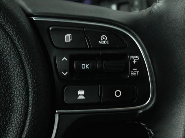 KIA Niro 1.6 GDi Hybrid ExecutiveLine | Leder | Stoelkoeling + Stoelverwaming | Camera | Nederlandse Auto | NAP |