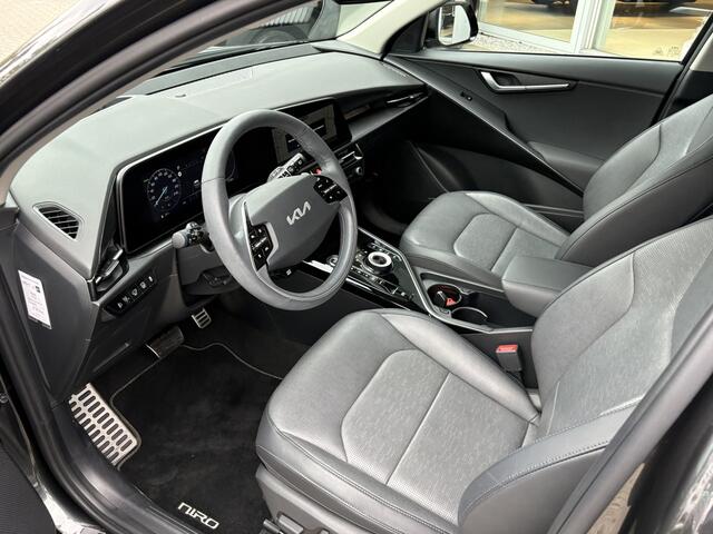 KIA Niro 1.6 GDi Hybrid ExecutiveLine 11.000km // 1e eigenaar // info Roel 0492-588951