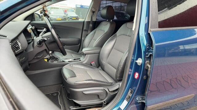 KIA Niro 1.6 GDI HYBRID FIRST EDITION I AUTOMAAT I TREKHAAK I APPLE CARPLAY I ACHTERUITRIJCAMERA