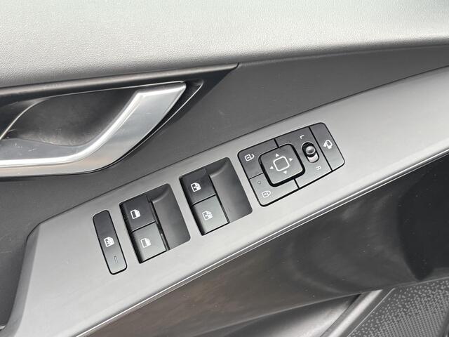 KIA Niro 1.6 GDi Hybrid DynamicLine Trekhaak, navigatie Apple CarPlay/Android Auto, NL-AUTO! parkeersensoren v&a, achteruitrij camera, adaptieve cruise control, BTW-auto