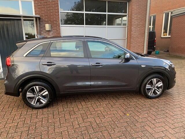 KIA Niro 1.6 GDi Hybrid ComfortLine Navigatie