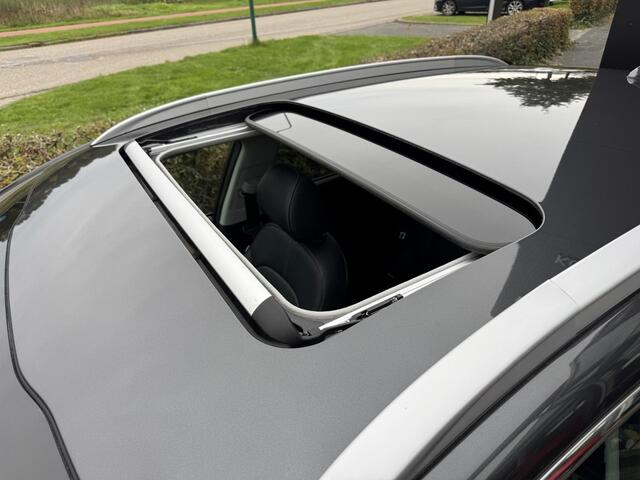 KIA Niro 1.6 GDi Hybrid ExecutiveLine | Eerste Eigenaar | Schuif/Kanteldak | Stoelverwarming/Ventilatie | Lederen Bekleding | Elek. Stoelen | Enz...