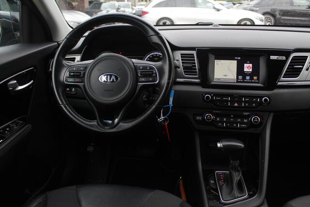 KIA Niro 1.6 GDi Hybrid ExecutiveLine / Camera / Leder / Navigatie / Leder / 16'' / Stuur+Stoelverwarming / Cruise Control