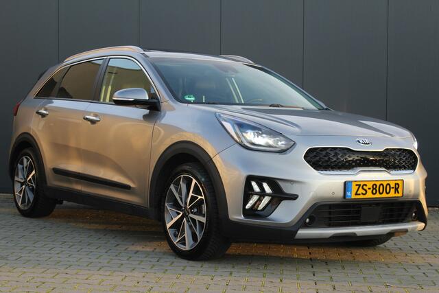 KIA Niro 1.6 GDi Hybrid DynamicPlusLine | Incl. 12 maanden garantie | Stuur & stoelverwarming | LED | Adapt. Cruise | Schuif/kantel dak | Trekhaak afneembaar | Camera | 100% dealer onderhouden | Keyless | Navi | Apple Carplay | Dodehoek detectie | Bomvolle uitvoer