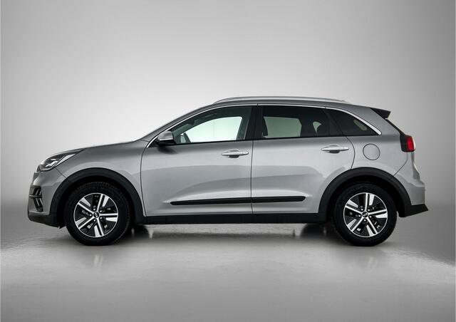 KIA Niro 1.6 GDi Hybrid DynamicPlusLine Stoel/Stuurverwarming | Full Led | Half Eco-Leder Interesse in deze Kia? Deze is uitsluitend te bezichtigen op basis afspraak in Kia Breda