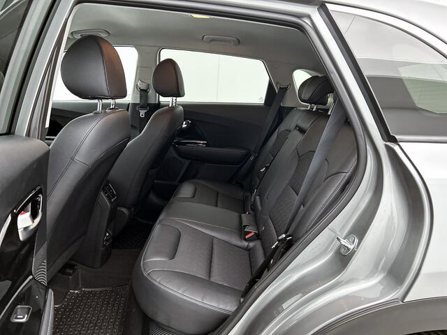 KIA Niro 1.6 GDi Hybrid DynamicPlusLine Stoel/Stuurverwarming | Full Led | Half Eco-Leder Interesse in deze Kia? Deze is uitsluitend te bezichtigen op basis afspraak in Kia Breda