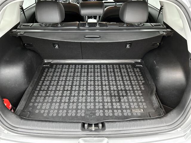 KIA Niro 1.6 GDi Hybrid DynamicPlusLine Stoel/Stuurverwarming | Full Led | Half Eco-Leder Interesse in deze Kia? Deze is uitsluitend te bezichtigen op basis afspraak in Kia Breda