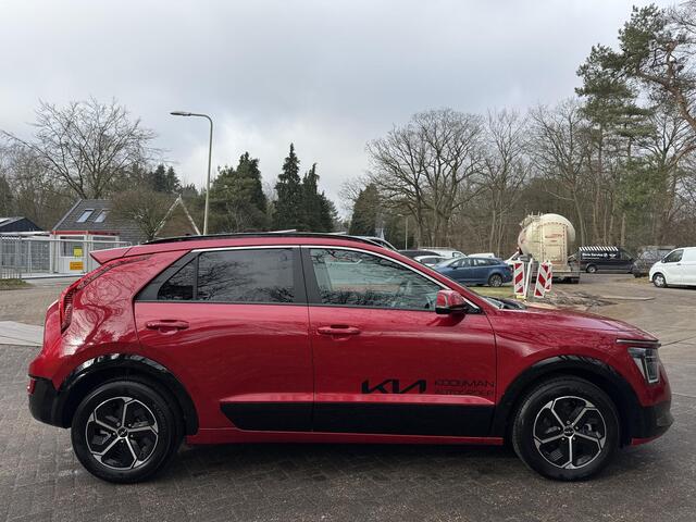 KIA Niro 1.6 GDi Hybrid DynamicPlusLine Stuurverwarming | Voorstoelen verwarmd | Navigatie | Cruise control Adaptive | Climate control | Dodehoek assist enz.