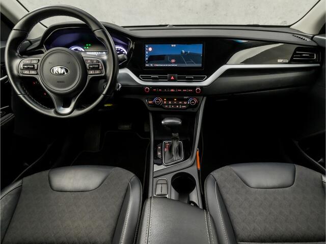 KIA Niro 1.6 GDi Hybrid DynamicLine 142Pk Automaat (APPLE CARPLAY, GROOT NAVI, CAMERA, LEDER, ADAPTIVE CRUISE, SPORTSTOELEN, KEYLESS, TREKHAAK, NIEUWSTAAT)