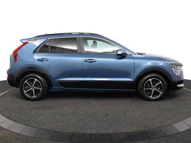 KIA Niro 1.6 GDi Hybrid DynamicPlusLine Apple Carplay/Android Auto - Cruise Control - Dodehoekdetectie - Navigatie - Schuif-/Kanteldak - Stuur/Stoelverwarming - Fabrieksgarantie tot 10-2031