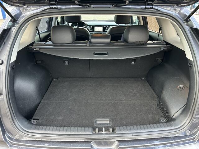 KIA Niro 1.6 GDi H. First Ed. CARPLAY NAVI CAMERA DEALER.