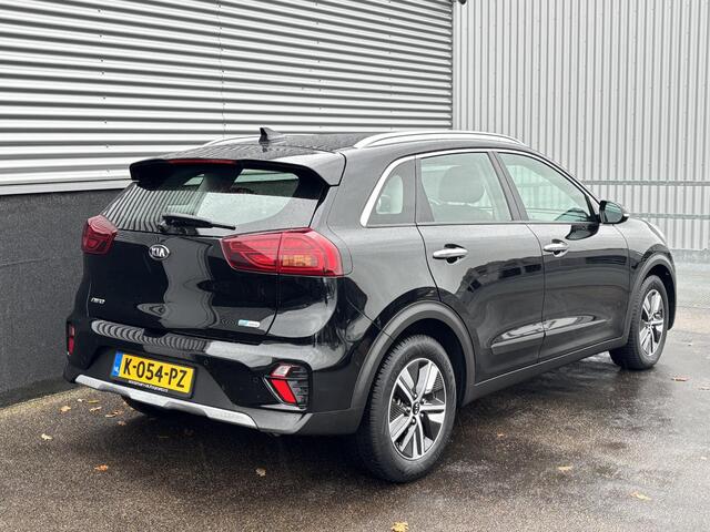 KIA Niro 1.6 GDi Hybrid DynamicLine Navigatie, 1e eign. NL-auto, Nieuw geleverd en dealeronderhouden, Achteruitrijcamera & parkeersensoren, BTW-auto