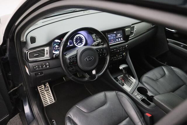 KIA Niro 1.6 GDi Hybrid SportsLine 2017 NAP | Navigatie | Airco | Cruise control | Stuurwielverwarming | Stoel verwarming + ventilatie | Trekhaak | Camera | Bluetooth | Lederen bekleding |