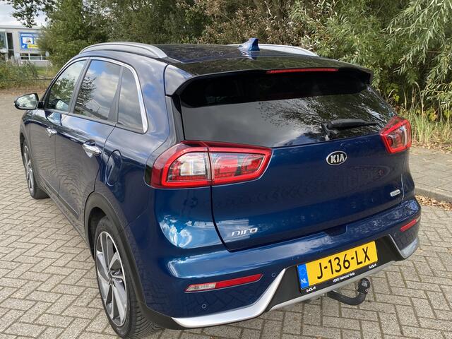 KIA Niro 1.6 GDi Hybrid ExecutiveLine Navigatie / Camera / Trekh. / Leder +Stoel + stuurverw. + ventilatie / SchuifDak / Allweather / Info;F.Bogaars 0492588956