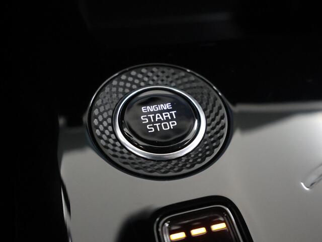 KIA Niro 1.6 GDi Hybrid DynamicPlusLine | Panoramadak | Stoel/Stuurwielverwarming | Head-Up Display | Dodehoek detectie |