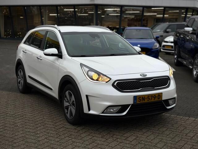 KIA Niro 1.6 HYBRID A/T TREKHAAK CAMERA NAVI
