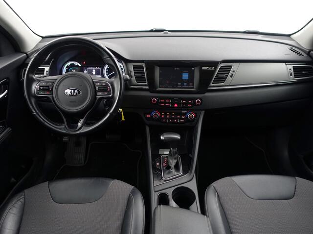 KIA Niro 1.6 GDi Hybrid ExecutiveLine- Carplay, Android Auto, Camera, Leder Interieur, Lane Assist, Xenon Led, Trekhaak