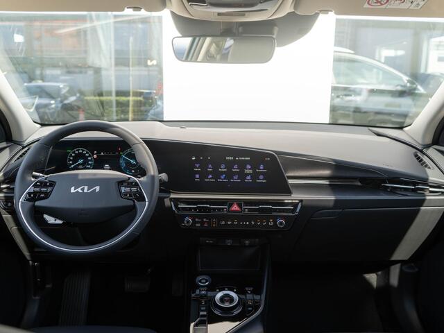 KIA Niro 1.6 GDi Hybrid DynamicPlusLine | OP VOORRAAD | HUD | PDC | Schuif/kanteldak |