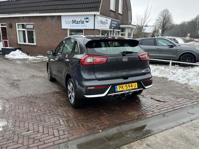 KIA Niro 1.6 GDi Hybrid First Edition LEER TREKHAAK CARPLAY CAMERA
