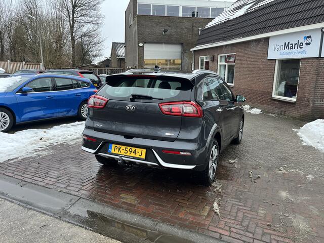 KIA Niro 1.6 GDi Hybrid First Edition LEER TREKHAAK CARPLAY CAMERA