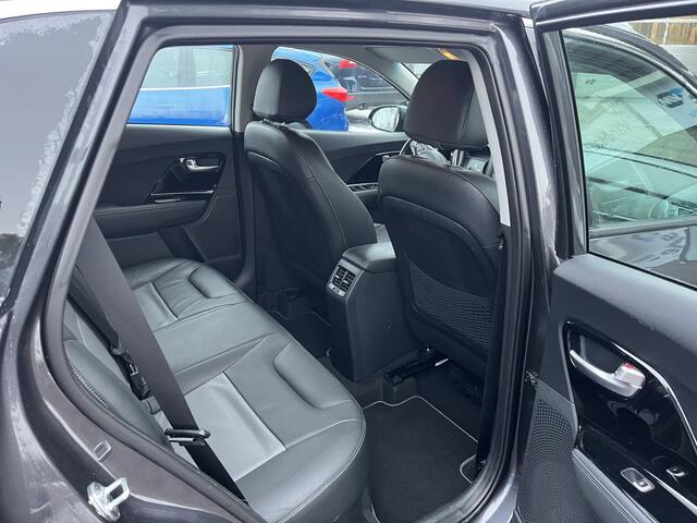 KIA Niro 1.6 GDi Hybrid First Edition LEER TREKHAAK CARPLAY CAMERA