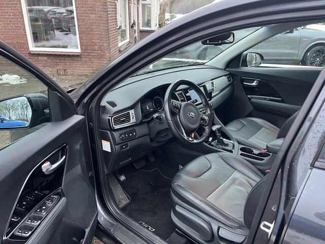 KIA Niro 1.6 GDi Hybrid First Edition LEER TREKHAAK CARPLAY CAMERA