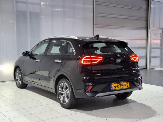 KIA Niro 1.6 GDi Hybrid DynamicLine Schuif kantel dak, Apple Carplay/Android Auto, Navigatie, Camera.