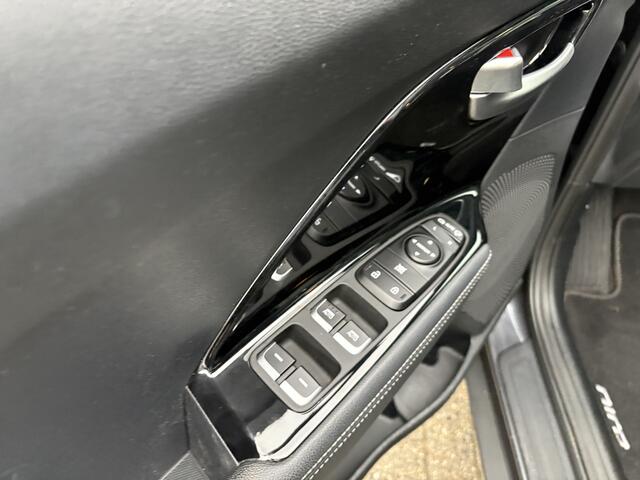 KIA Niro 1.6 GDi PHEV DynamicLine bel voor afspraak / info Roel 0492-588951 Plug in // all season banden // trekhaak // 1e eigenaar // dealeronderhouden Info Roel 0492-588951