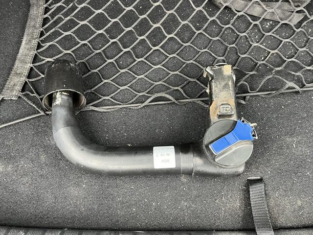 KIA Niro 1.6 GDi PHEV ExecutiveLine Plug-in Hybride | Schuifdak | Leder | Elektrische Stoelen | Stoelventilatie & Verwarming | Stuurwielverwarming | JBL | Afn. Trekhaak | GOED ONDERHOUDEN | GELEVERD INCLUSIEF 12 MND BOVAG GARANTIE |