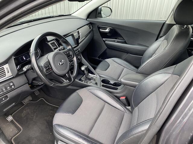 KIA Niro 1.6 GDi Hybrid DynamicLine AUTOMAAT, 146Dkm.NAP, Half Leer, Clima, Navi, CC, PDC, LM, Afn.Trekh, - Inruil Mogelijk -