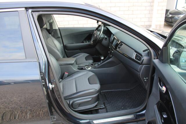KIA Niro 1.6 GDi PHEV DynamicLine 1/2 leder Plug in Hybride Trekhaak