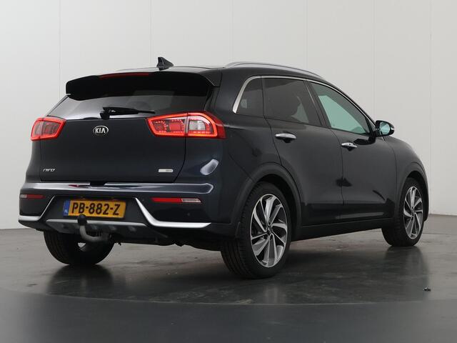 KIA Niro 1.6 GDi Hybrid ExecutiveLine | Trekhaak | JBL | Stoelverwarming & Verkoeling | Achteruitrijcamera | Dodehoekdetectie | Climate Control | Lederen bekleding | Apple Carplay / Android Auto |