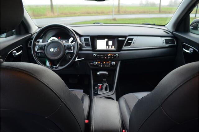 KIA Niro 1.6 GDi Hybrid DynamicLine Camera | Climatronic | Half Leer | Trekhaak |
