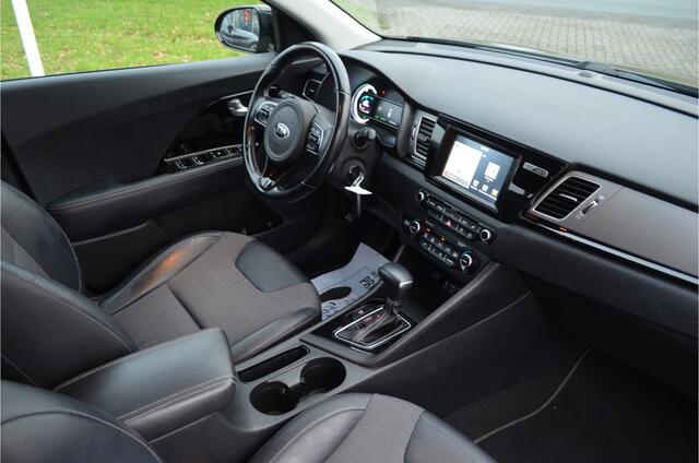 KIA Niro 1.6 GDi Hybrid DynamicLine Camera | Climatronic | Half Leer | Trekhaak |
