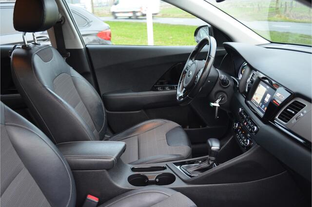 KIA Niro 1.6 GDi Hybrid DynamicLine Camera | Climatronic | Half Leer | Trekhaak |