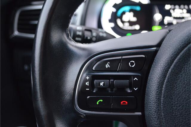 KIA Niro 1.6 GDi Hybrid DynamicLine Camera | Climatronic | Half Leer | Trekhaak |