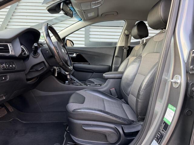 KIA Niro 1.6 GDi Hybrid First Edition 2e Eigenaar,Navi,Camera,Clima,Cruise,PDC,Dealer Onderhouden,N.A.P,APK tot 05-2026