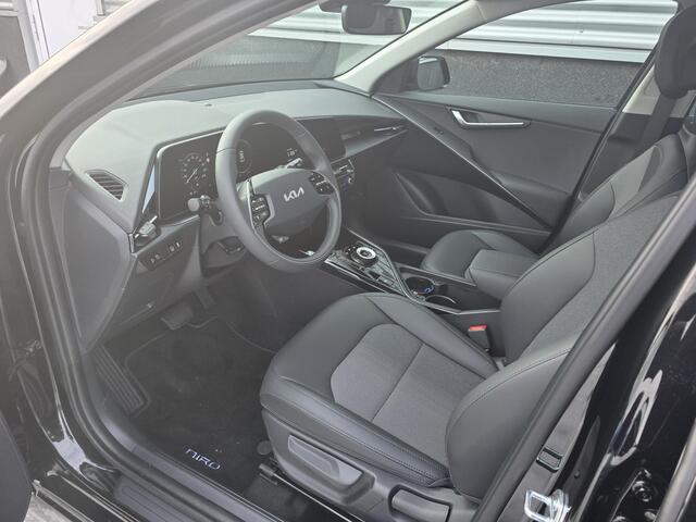 KIA Niro 1.6 GDi Hybrid DynamicLine ACTIE! Direct rijden. Uit voorraad leverbaar. Excl. bij Kooijman Tiel: 0344-611400