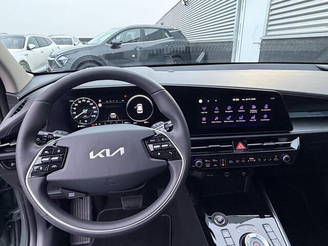 KIA Niro 1.6 GDi Hybrid DynamicPlusLine Zo goed als nieuw! Schuif/kanteldak, NL-auto, Stoel- & Stuurwiel verwarmd, Parkeersensoren, Leder