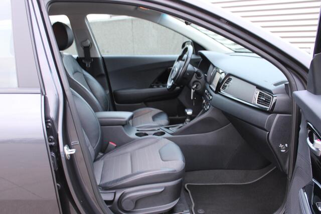 KIA Niro 1.6 GDi Hybrid DynamicLine TREKHAAK, NAVIGATIE, PARKEERSENSOREN, 87.000km