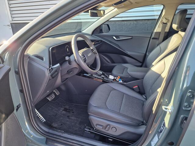 KIA Niro 1.6 GDi Hybrid ExecutiveLine Schuif-/kanteldak, Leder, Seat memory, 18", Dodehoekdetectie, Stoelkoeling + verwarming,