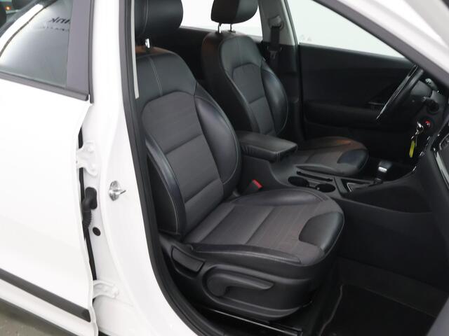 KIA Niro 1.6 GDi Hybrid DynamicLine | Navigatiesysteem | Parkeercamera | Stoelverwarming | Cruise Control |