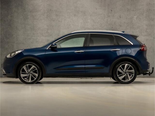 KIA Niro 1.6 GDi Hybrid Sport 142Pk Automaat (SCHUIFDAK, APPLE CARPLAY, NAVIGATIE, CAMERA, LEDER, STUUR/STOELVERWARMING, SPORTSTOELEN, GETINT GLAS, NIEUWE APK, NIEUWSTAAT)