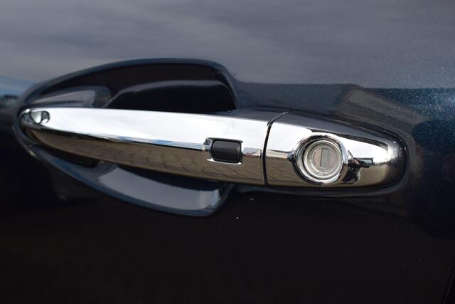 KIA Niro 1.6 GDi Hybrid SportsLine | Stoelverwarming & Koeling | Stuurverwarming | Navigatie | Camera | Leder