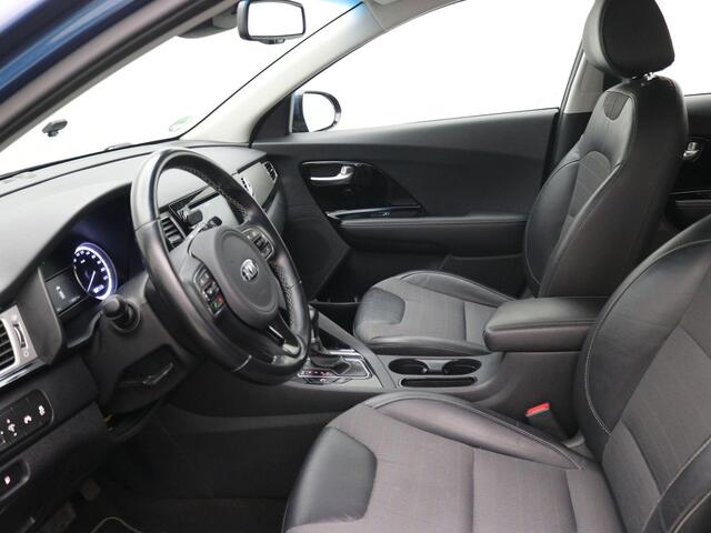 KIA Niro 1.6 GDi Hybrid First Edition AUTOMAAT / Airco Automatisch / Navigatie / Cruise Control / Trekhaak / 1300KG Trekgewicht / Camera / Dealeronderhouden / Apple CarPlay & Android Auto /