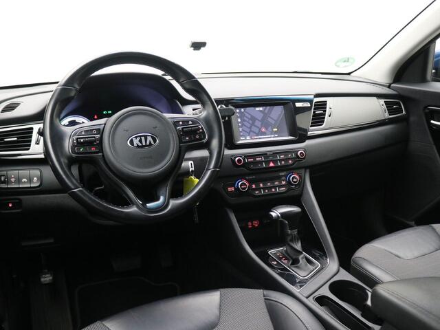 KIA Niro 1.6 GDi Hybrid First Edition AUTOMAAT / Airco Automatisch / Navigatie / Cruise Control / Trekhaak / 1300KG Trekgewicht / Camera / Dealeronderhouden / Apple CarPlay & Android Auto /